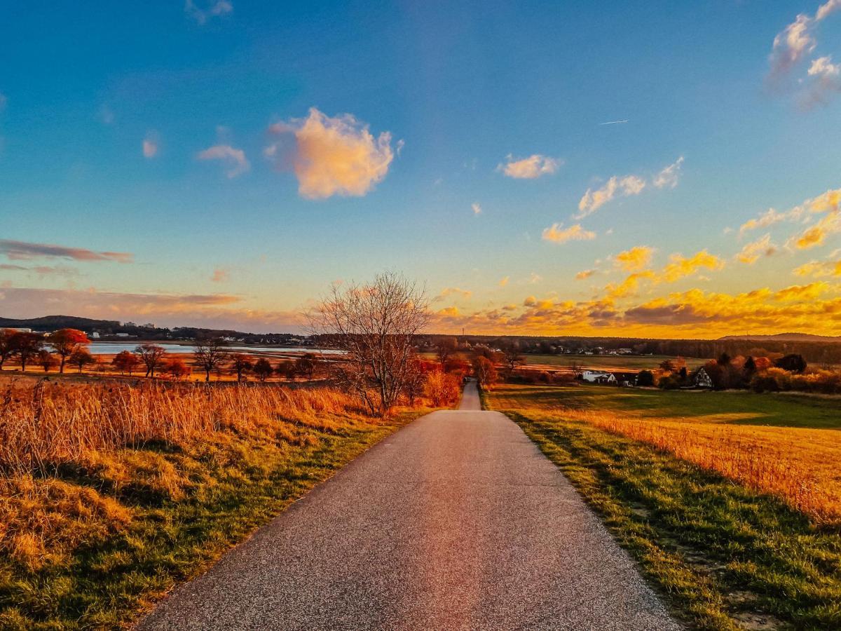 Dat Witte Hus Moritzdorf Ruegen Ferienwohnungen - Ruhige Lage Exterior foto